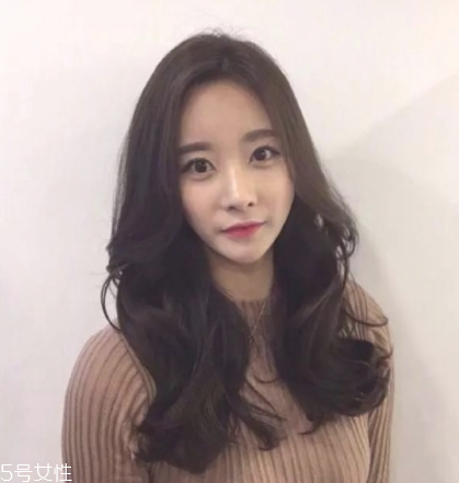 2022年最流行的卷發(fā) 流行卷發(fā)發(fā)型推薦 2022年最流行的卷發(fā) 流行卷發(fā)發(fā)型推薦