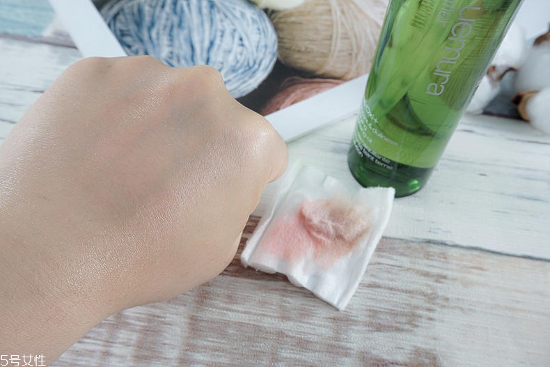 植村秀卸妝油致痘嗎 植村秀卸妝油實測 植村秀卸妝油致痘嗎 植村秀卸妝油實測