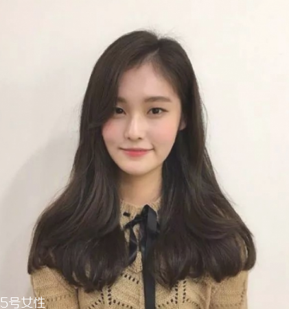 2022年最流行的卷發(fā) 流行卷發(fā)發(fā)型推薦 2022年最流行的卷發(fā) 流行卷發(fā)發(fā)型推薦