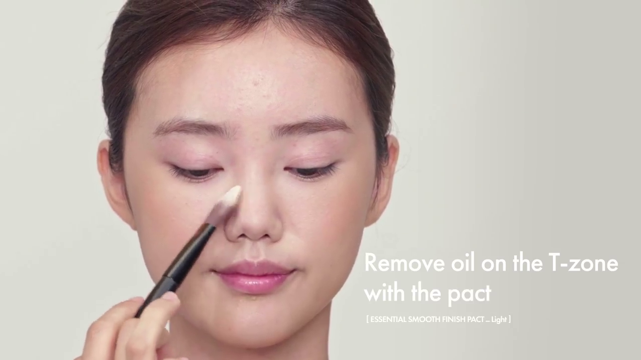 優(yōu)雅裸妝教程圖解 如何畫裸妝圖解 優(yōu)雅裸妝教程圖解 如何畫裸妝圖解