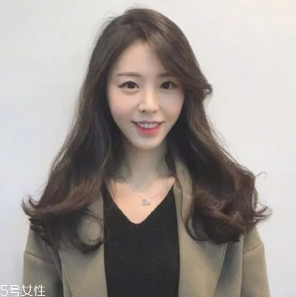 2022年最流行的卷發(fā) 流行卷發(fā)發(fā)型推薦 2022年最流行的卷發(fā) 流行卷發(fā)發(fā)型推薦