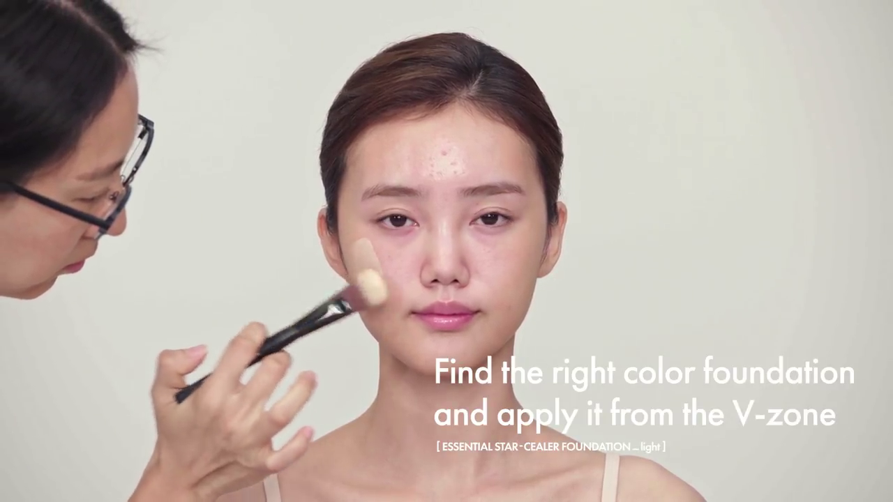 優(yōu)雅裸妝教程圖解 如何畫裸妝圖解 優(yōu)雅裸妝教程圖解 如何畫裸妝圖解