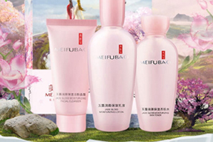 美膚寶和珀萊雅哪個(gè)好？關(guān)于美膚寶和珀萊雅的選擇