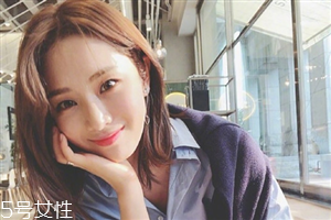 學生染什么顏色的頭發(fā)好看 學生染發(fā)顏色盤點