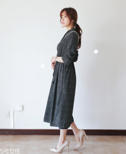 雪紡連衣裙配什么鞋子？雪紡連衣裙搭配鞋子圖片