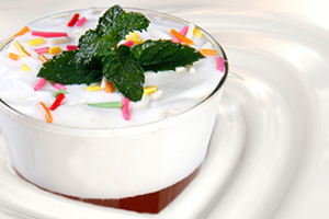 奶蓋怎么喝？奶蓋的正宗喝法