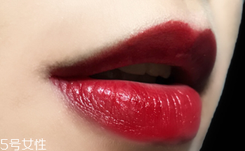 紀(jì)梵希小羊皮307好看嗎 紀(jì)梵?？诩t307適合年齡