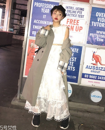 無袖連衣裙怎么搭配外套？無袖連衣裙搭配圖片