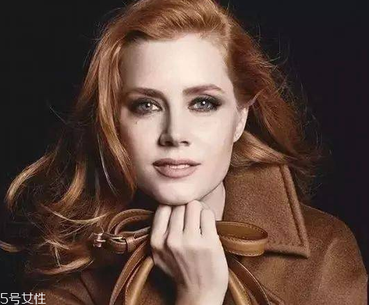 學生染什么顏色的頭發(fā)好看 學生染發(fā)顏色盤點