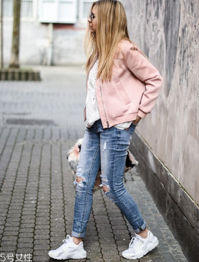 小白鞋多久洗一次？小白鞋的清洗頻率