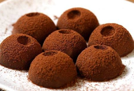 松露巧克力什么味道 松露巧克力的口感 松露巧克力什么味道 松露巧克力的口感