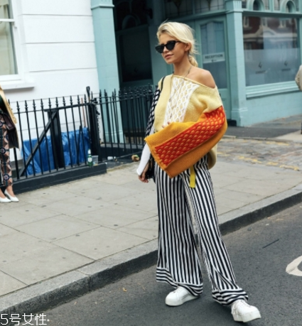 小白鞋沾墨水了怎么辦？小白鞋上的墨水去除方法