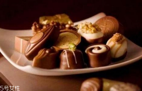 生巧克力過期了還能吃嗎 生巧克力保存方法 生巧克力過期了還能吃嗎 生巧克力保存方法
