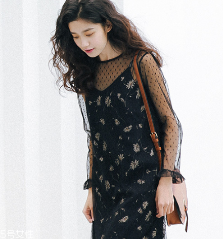 微胖女生穿什么裙子好看？微胖女生穿搭圖片