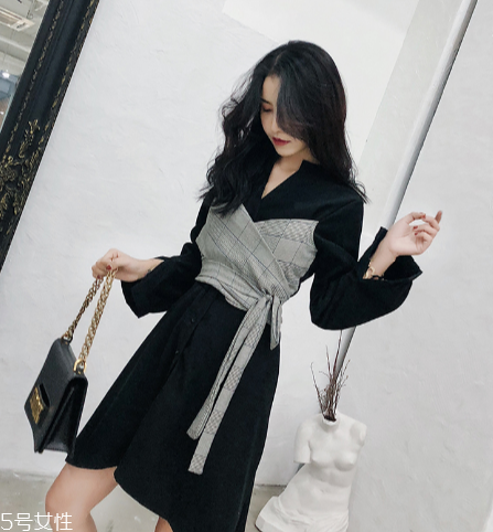 微胖女生穿什么裙子好看？微胖女生穿搭圖片