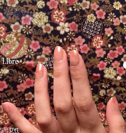 名創(chuàng)優(yōu)品粉紅豹指甲油怎么樣 名創(chuàng)優(yōu)品指甲油教程 名創(chuàng)優(yōu)品粉紅豹指甲油怎么樣 名創(chuàng)優(yōu)品指甲油教程