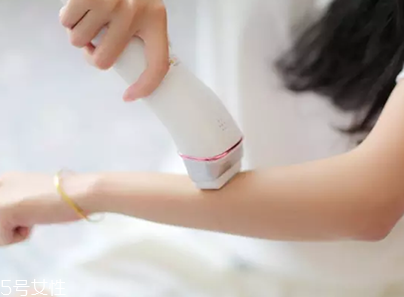 家用脫毛儀有用嗎？家用脫毛儀使用心得