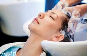 2022夏天流行什么顏色頭發(fā) 夏天染這些顏色的頭發(fā)好看 2022夏天流行什么顏色頭發(fā) 夏天染這些顏色的頭發(fā)好看