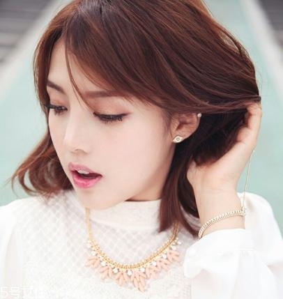 2022夏天流行什么顏色頭發(fā) 夏天染這些顏色的頭發(fā)好看 2022夏天流行什么顏色頭發(fā) 夏天染這些顏色的頭發(fā)好看