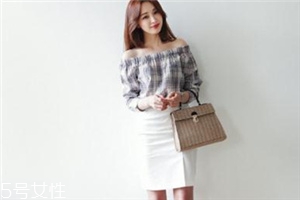 高腰短裙怎么搭配上衣？高腰短裙搭配上衣圖片