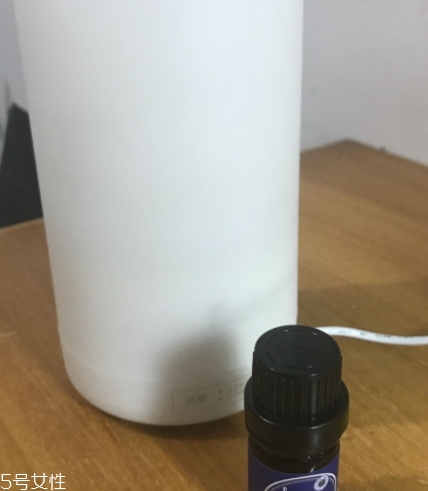 玫瑰精油可以去斑嗎？玫瑰精油怎么祛斑