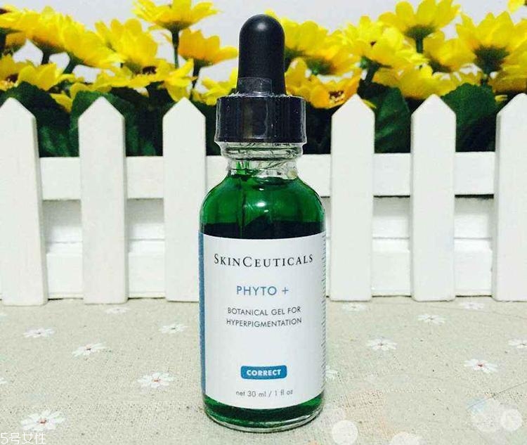 凹洞痘印用什么護膚品 臉上有坑適合的護膚品