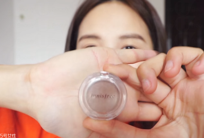 眼鏡妝容怎么畫圖解教程 眼鏡妝容怎么畫圖解教程