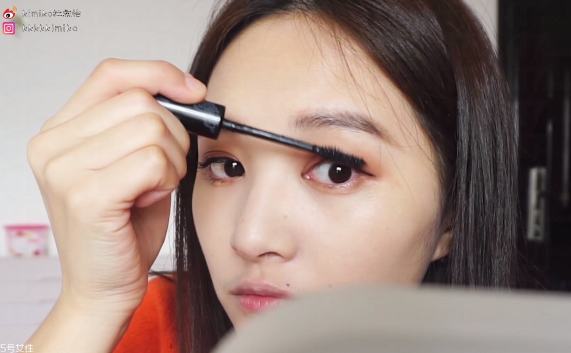 眼鏡妝容怎么畫圖解教程 眼鏡妝容怎么畫圖解教程