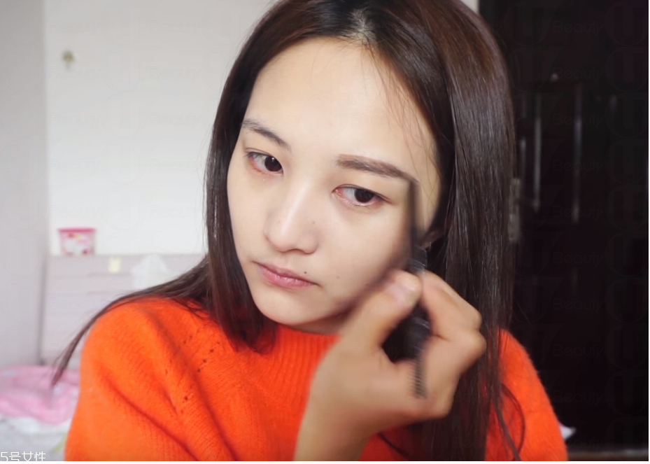 眼鏡妝容怎么畫圖解教程 眼鏡妝容怎么畫圖解教程