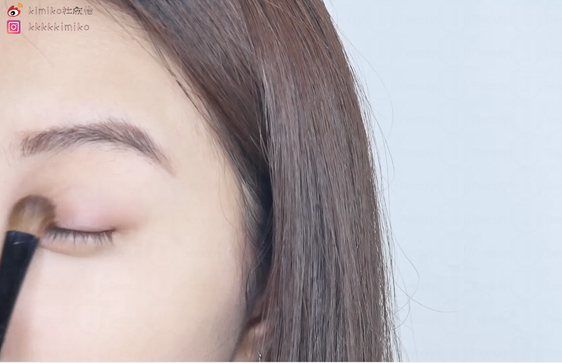 玫瑰色眼妝的畫法教程 玫瑰色眼妝的畫法教程