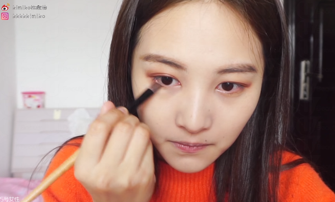 眼鏡妝容怎么畫圖解教程 眼鏡妝容怎么畫圖解教程