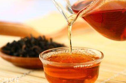 紅茶會解藥嗎？吃藥能喝紅茶嗎？