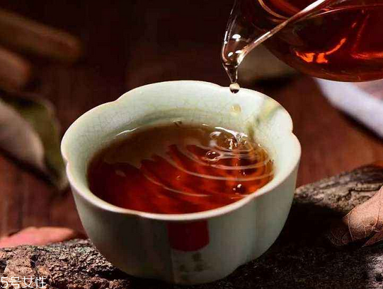 紅茶會解藥嗎？吃藥能喝紅茶嗎？