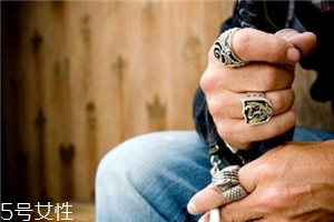 king baby是奢侈品嗎？king baby算不算奢侈品