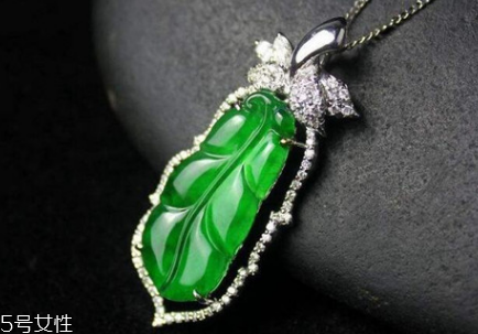 翡翠葉子價(jià)格是多少？翡翠葉子一般多少錢