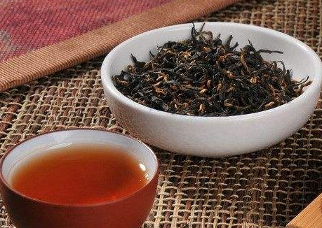 金駿眉能放糖嗎 辨別金駿眉是否加糖的方法 金駿眉能放糖嗎 辨別金駿眉是否加糖的方法