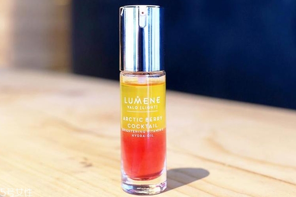 lumene雞尾酒精華油怎么用？能單獨(dú)用嗎？