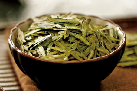 龍井什么時(shí)候上市 龍井茶什么時(shí)候采摘最好 龍井什么時(shí)候上市 龍井茶什么時(shí)候采摘最好