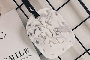 擴香石是什么材料做的？擴香石相關(guān)介紹