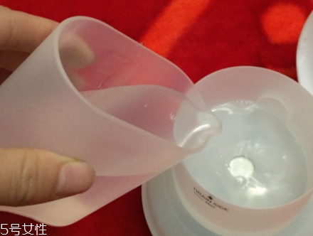 香薰機可以加香水嗎？香薰機香水可以代替精油嗎