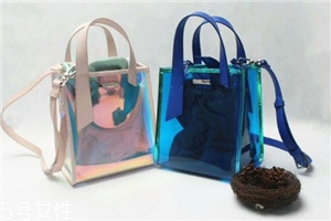 小ck鐳射包多少錢？charles keith鐳射包價格