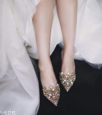 婚鞋一定要紅色嗎？婚鞋的顏色講究