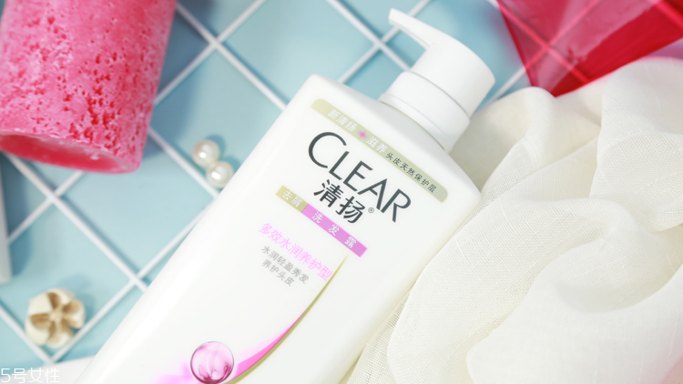 清揚多效水潤養(yǎng)護型有硅油嗎 清揚去屑洗發(fā)水實測 清揚多效水潤養(yǎng)護型有硅油嗎 清揚去屑洗發(fā)水實測