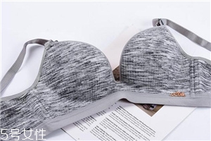 文胸薄的好還是厚的好？文胸買薄的還是厚的