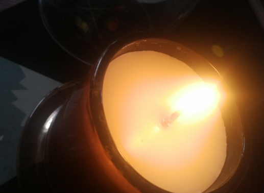 香薰蠟燭怎么滅？香薰蠟燭可以用嘴吹滅嗎