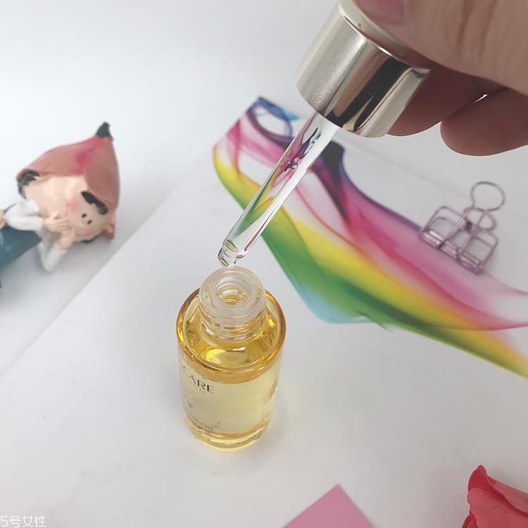 歐詩(shī)漫有精油嗎 百花萃精油好用嗎