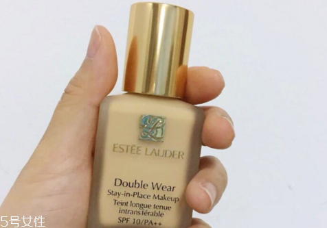 雅詩蘭黛粉底液色號(hào)怎么選 雅詩蘭黛粉底液使用測(cè)評(píng) 雅詩蘭黛粉底液色號(hào)怎么選 雅詩蘭黛粉底液使用測(cè)評(píng)