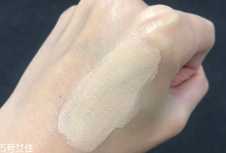 雅詩蘭黛粉底液色號(hào)怎么選 雅詩蘭黛粉底液使用測(cè)評(píng) 雅詩蘭黛粉底液色號(hào)怎么選 雅詩蘭黛粉底液使用測(cè)評(píng)