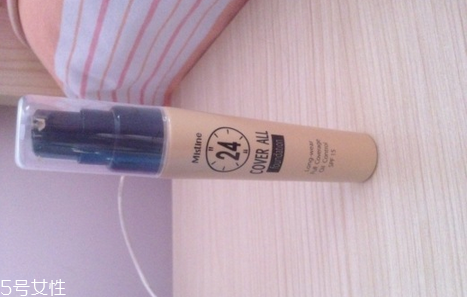 泰國mistine粉底液色號怎么區(qū)分 mistine24小時(shí)粉底液評測 泰國mistine粉底液色號怎么區(qū)分 mistine24小時(shí)粉底液評測