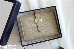 錢包是牛皮好還是羊皮好？錢包牛皮和羊皮對比